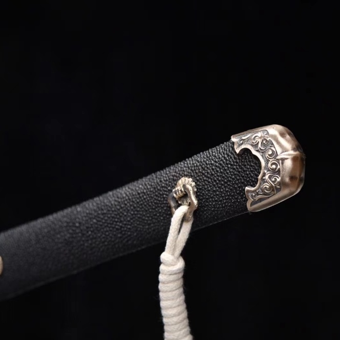 简装鱼皮唐横刀